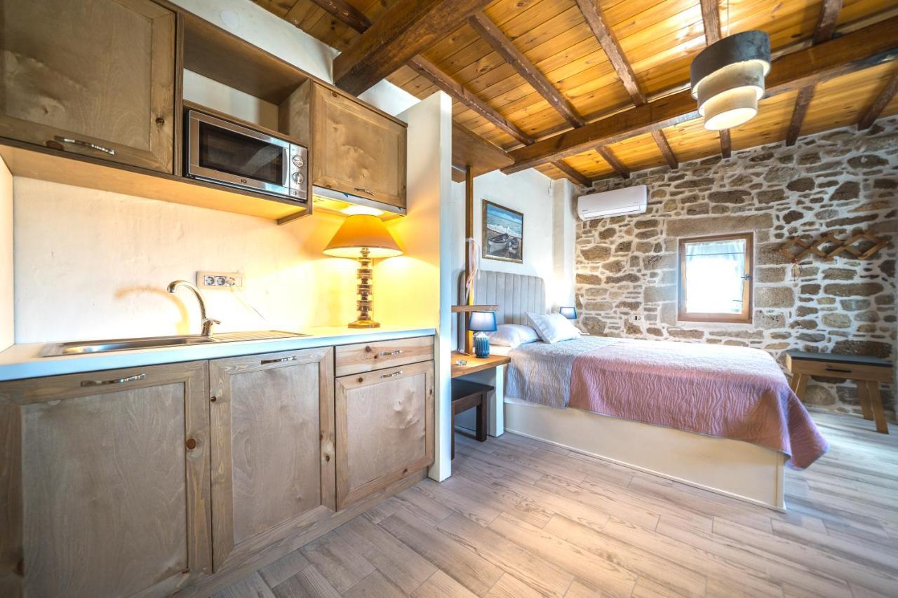 Mary'S Stone House Apartment Falasarna Exterior foto