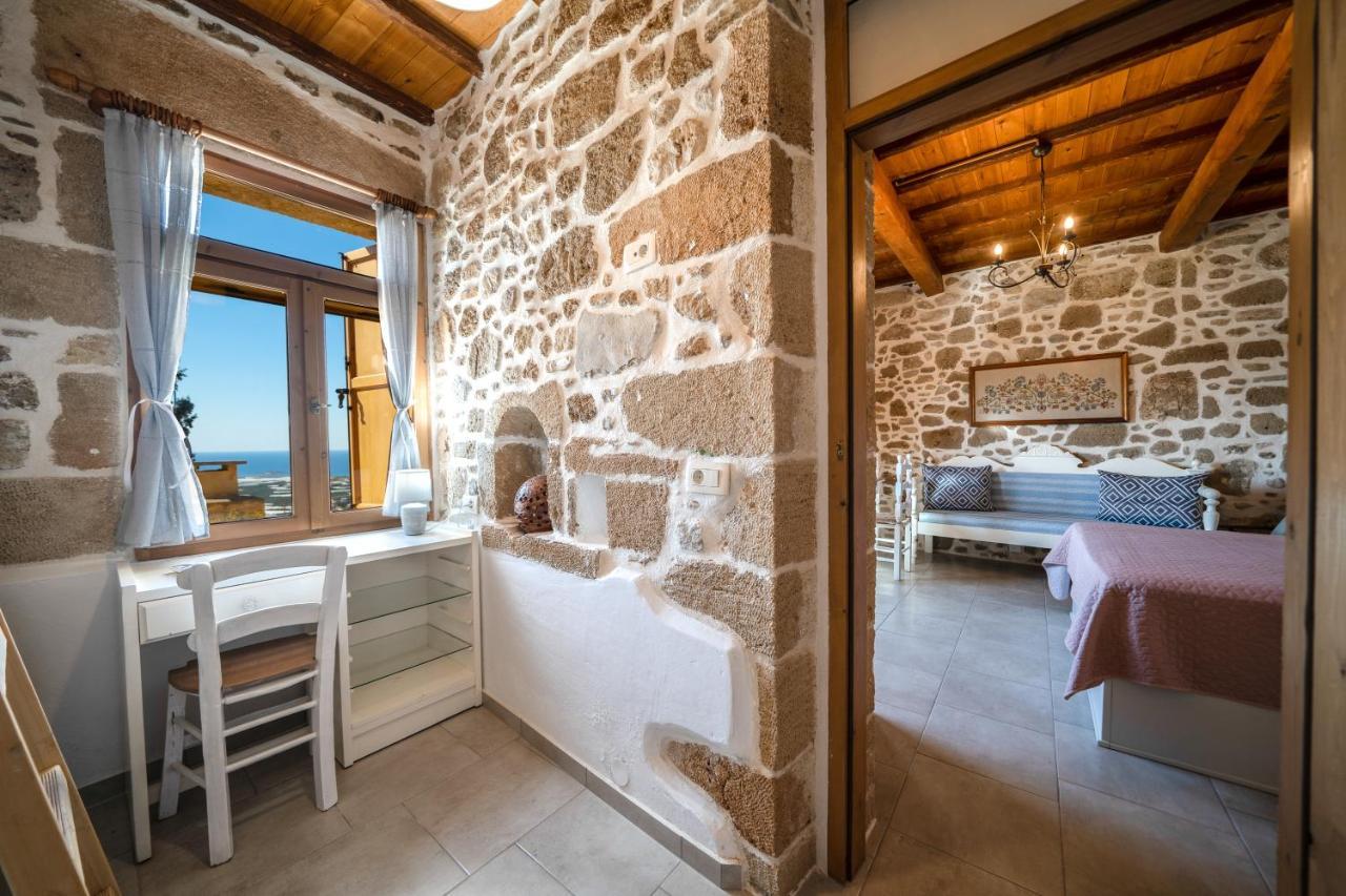 Mary'S Stone House Apartment Falasarna Exterior foto