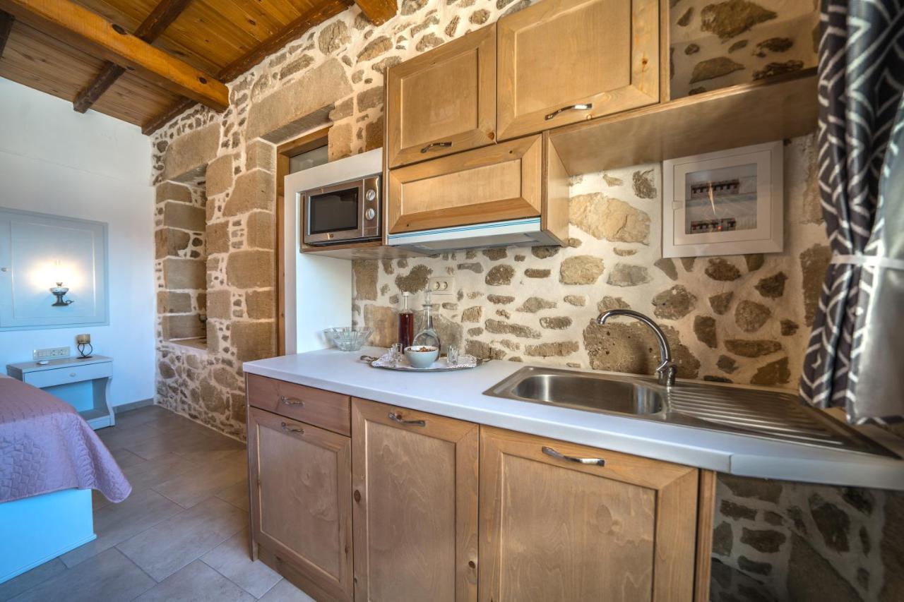 Mary'S Stone House Apartment Falasarna Exterior foto