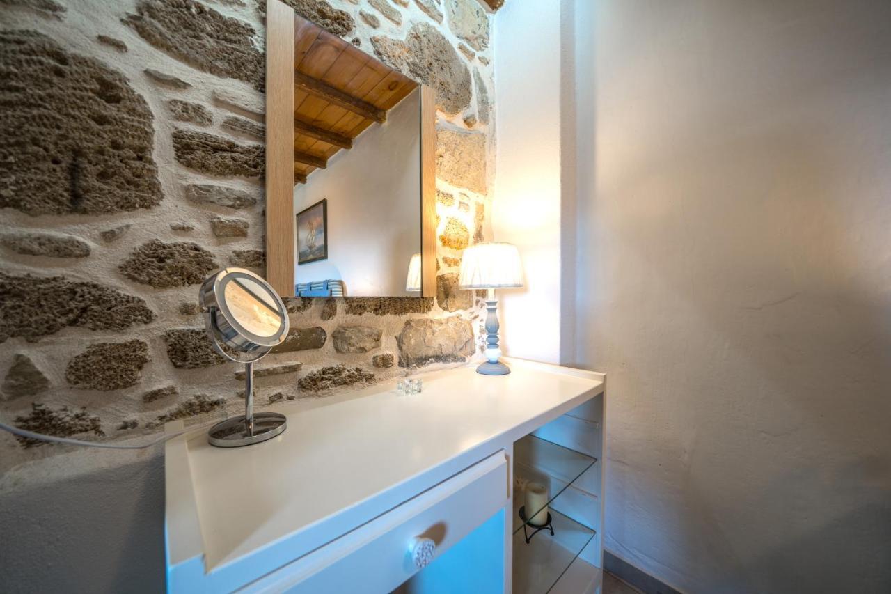 Mary'S Stone House Apartment Falasarna Exterior foto